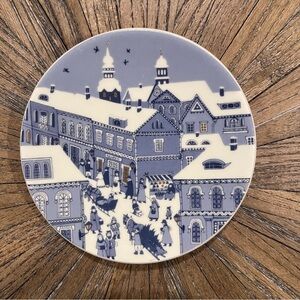 Arabia Finland Small Plate Christmas Street Holiday Snow Winter Finnish VTG